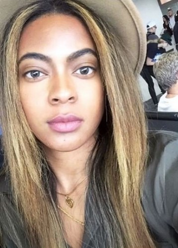 Ünlü şarkıcı Beyonce'ye ikizi kadar benziyor