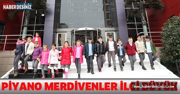 PİYANO MERDİVENLER İLGİ BÜYÜK