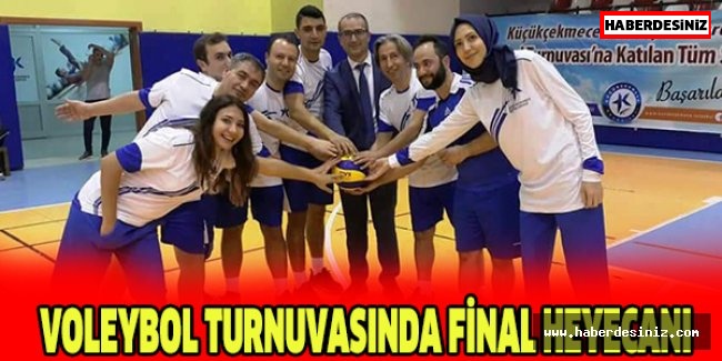 Voleybol turnuvasında final heyecanı