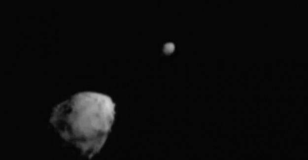 NASA Dart misyonu ile dünyaya gelen asteroidin yönünü değiştirdi