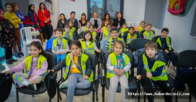 Kartal Belediyesi Kreş Öğrencilerine Trafik ve İlk Yardım Eğitimi Verildi
