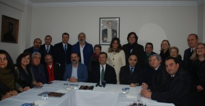 İBB Başkanı Ekrem İmamoğlu, CHP’li heyetle birlikte kliseleri ziyaret etti!