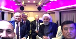 Putin ve Ruhani otobüste fotoğraf çekildi