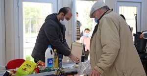 Ataşehir’de ikinci sosyal market de hizmete açıldı