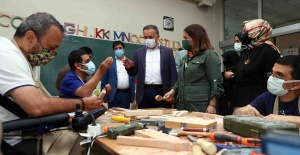 AK Parti İl Başkan Yardımcısı Madak Bağcılar’da Engelliler Sarayı’nı ziyaret etti