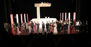 İBB Şehir Tiyatroları Sezona Shakespeare’in Ölümsüz Eseri Hamlet’in Prömiyeriyle Başladı