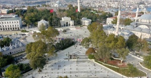 İBB, Tarihi Beyazıt meydanını eski görkemine kavuşturdu