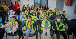 Kartal Belediyesi Kreş Öğrencilerine Trafik ve İlk Yardım Eğitimi Verildi